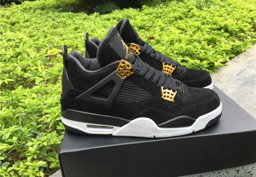 Air Jordan 4  Black Suede       DC7723-001       41---47.5